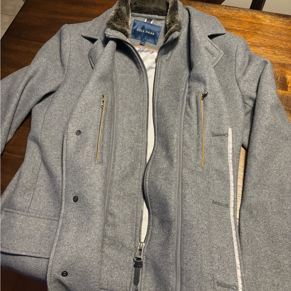 COLE HAAN Men’s Trench Coat with removable accent liner size S - Picture 5 of 8